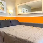 Charming 2 Bedrooms With Sofa Bed And Wifi